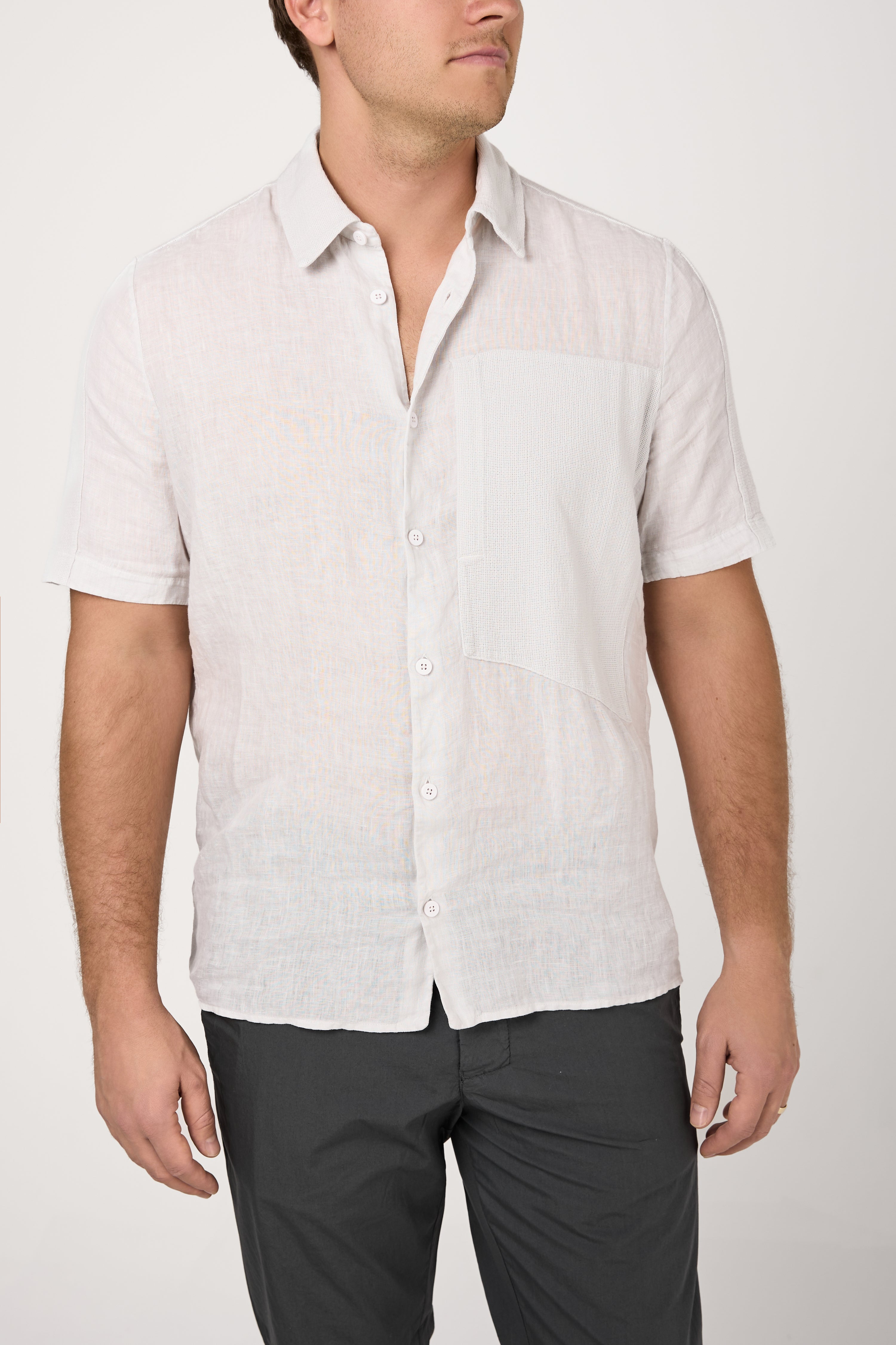Short Sleeve Linen Shirt in Ice
