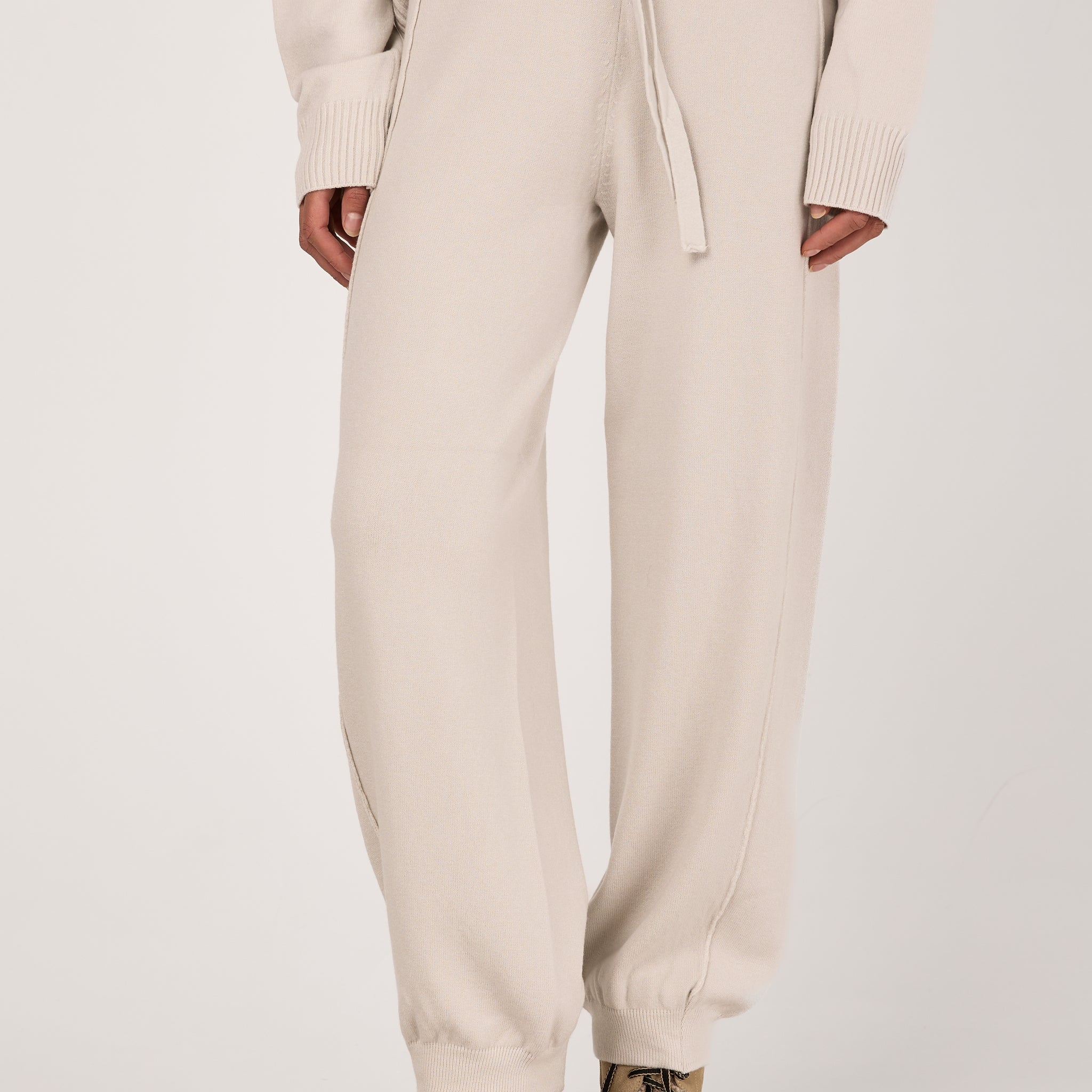 Viscose Wool Pant in Chalk