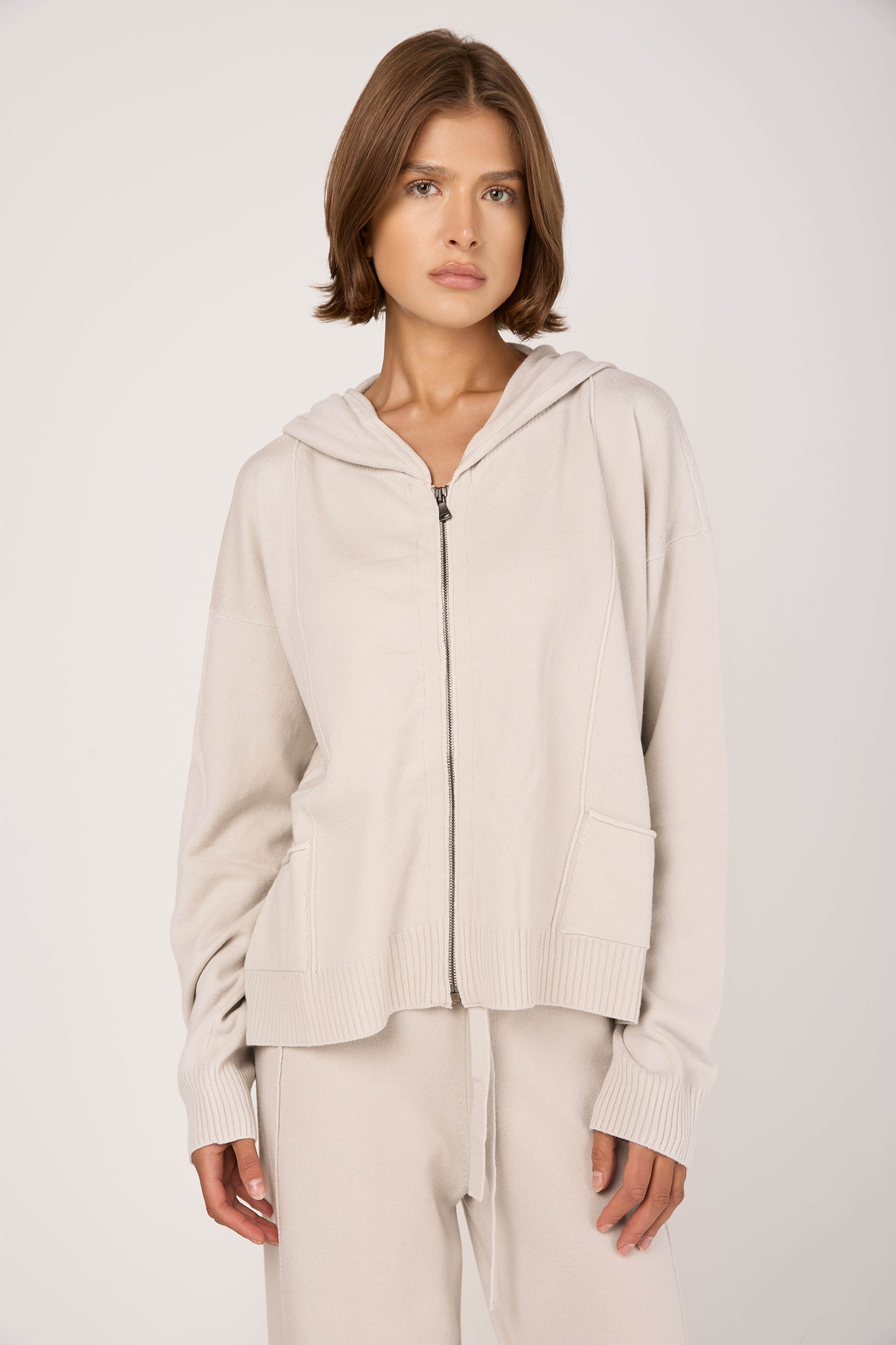 Oversized Hooded Sweatshirt Jacket in Chalk