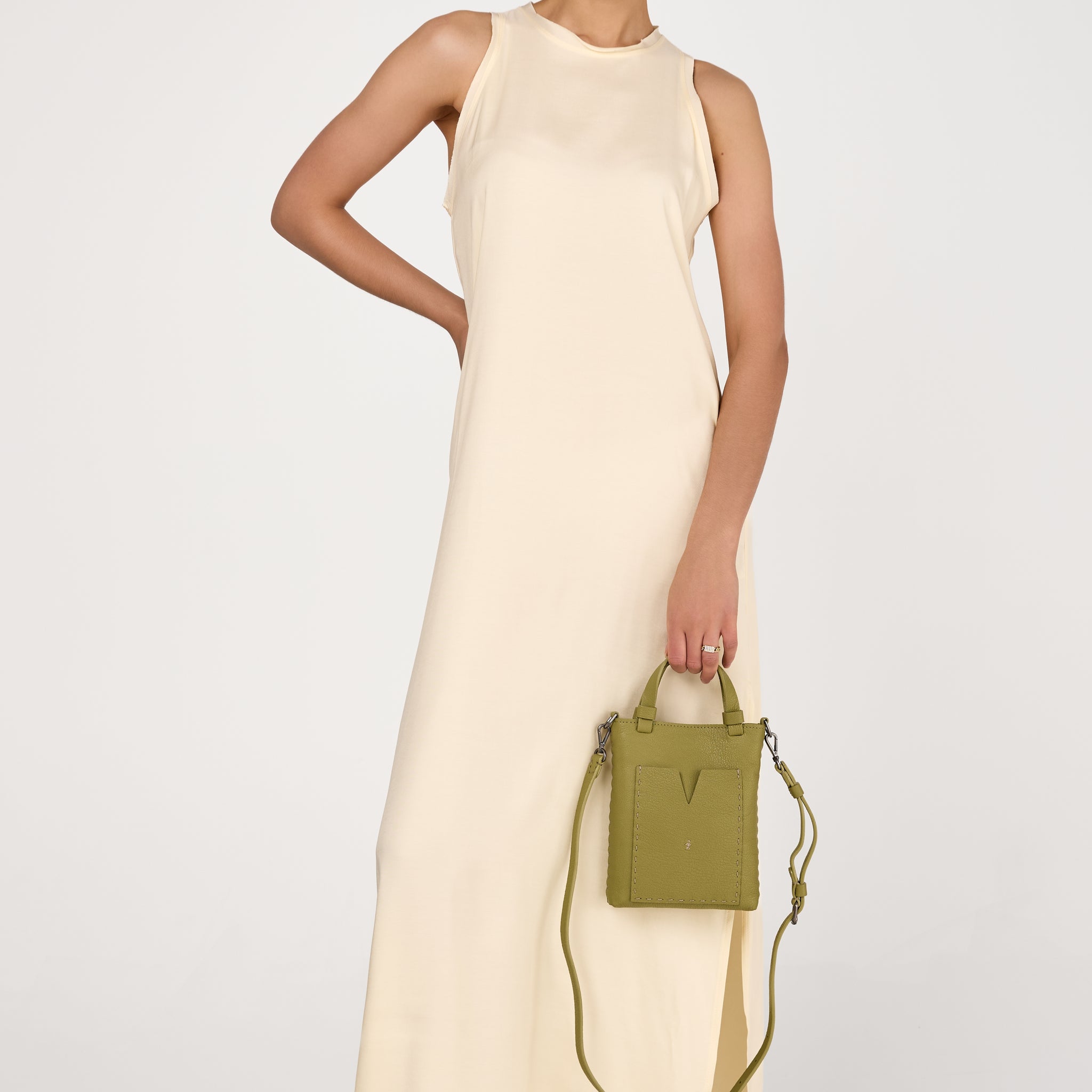 Long Sleeveless Dress in Banana